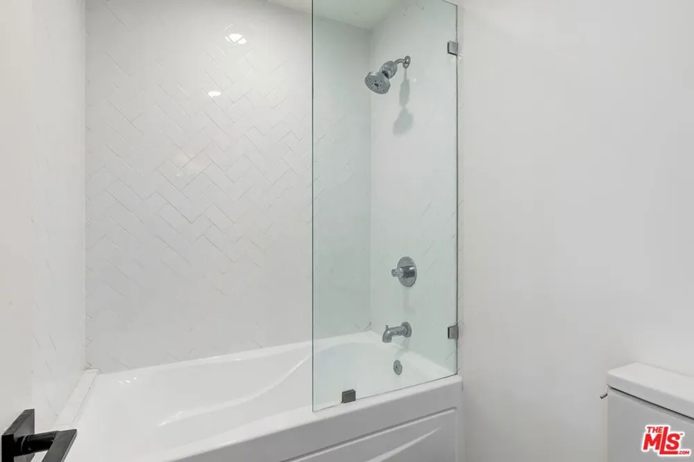 33002 Pacific Coast Highway Malibu, CA 90265