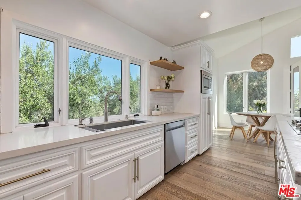 33002 Pacific Coast Highway Malibu, CA 90265