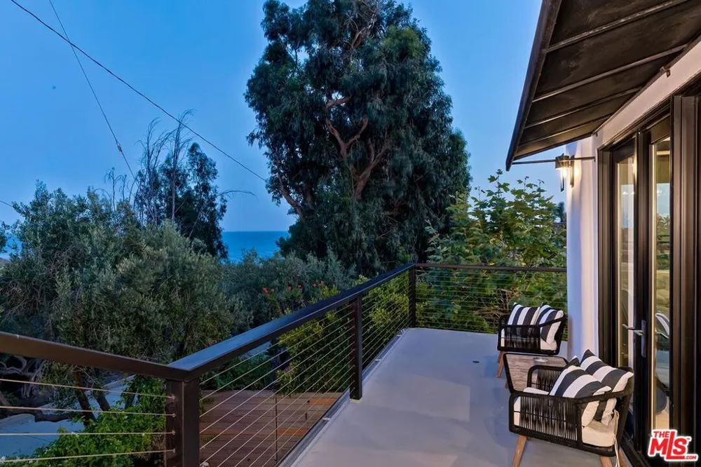33002 Pacific Coast Highway Malibu, CA 90265