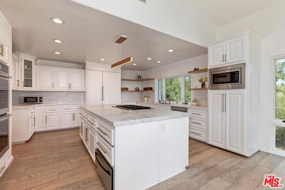 33002 Pacific Coast Highway Malibu, CA 90265