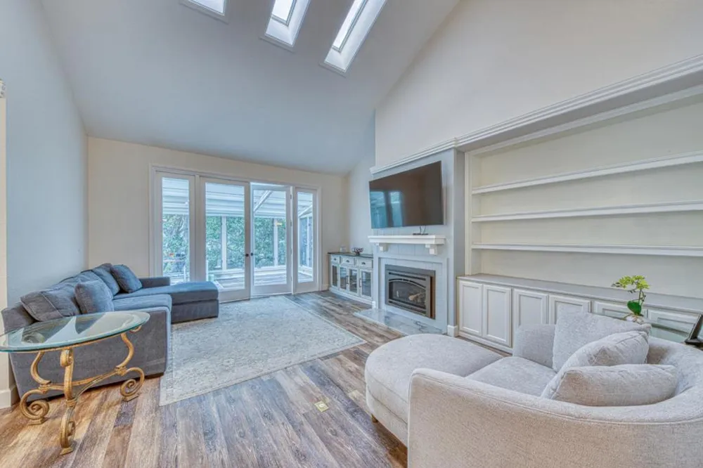 122 White Oaks Lane Carmel Valley, CA 93924