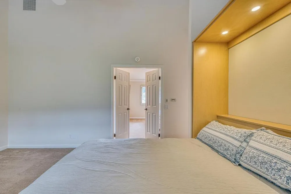 122 White Oaks Lane Carmel Valley, CA 93924