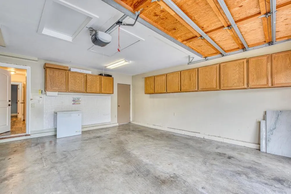 122 White Oaks Lane Carmel Valley, CA 93924