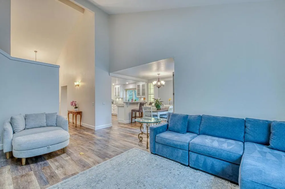 122 White Oaks Lane Carmel Valley, CA 93924