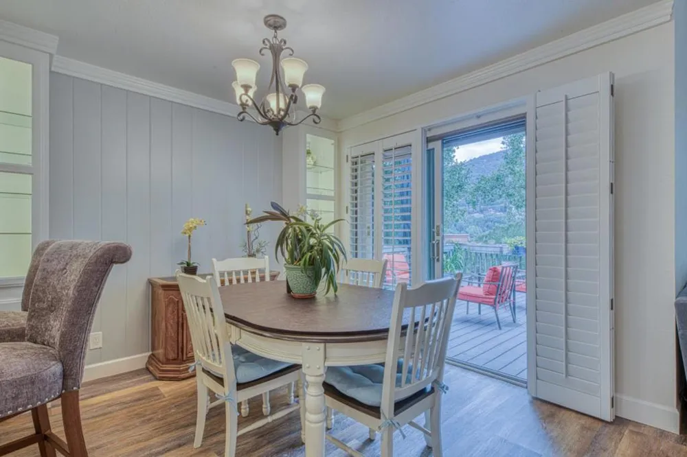 122 White Oaks Lane Carmel Valley, CA 93924