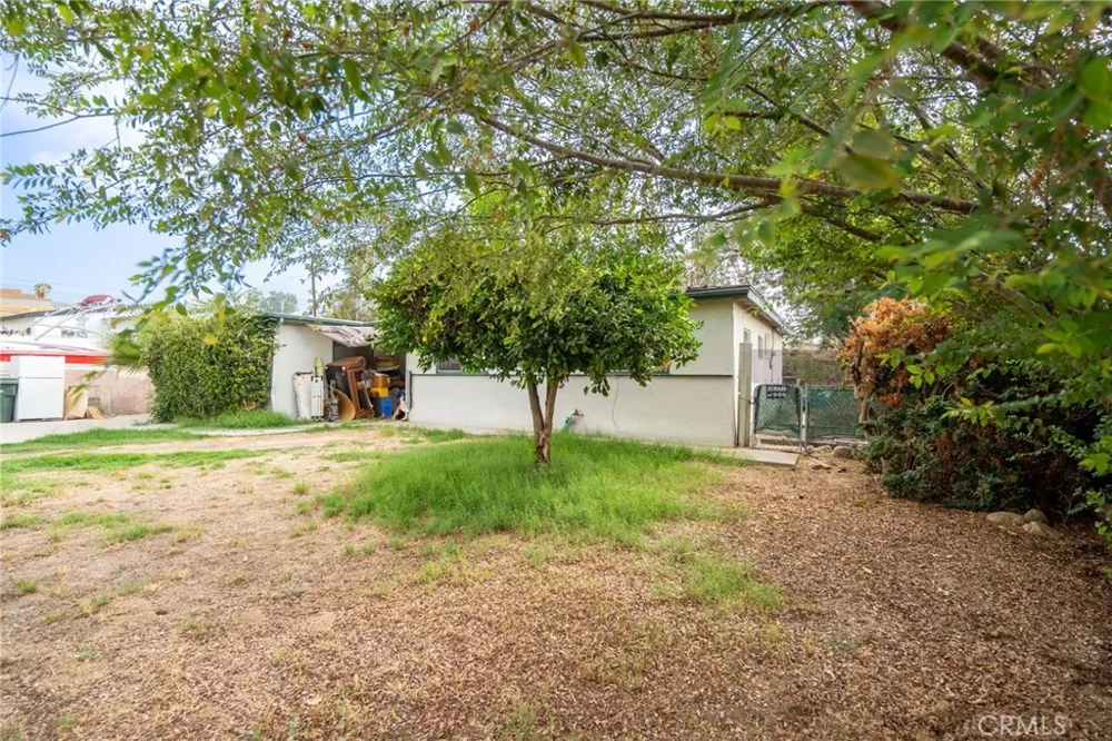 6705 Valaria Drive Highland, CA 92346