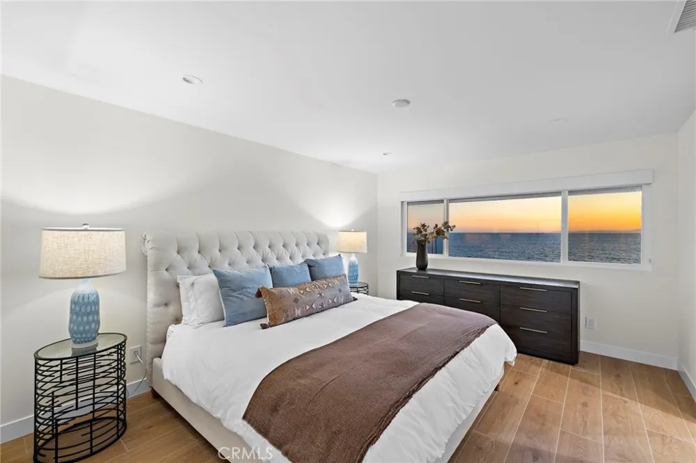 37 Blue Lagoon Laguna Beach, CA 92651