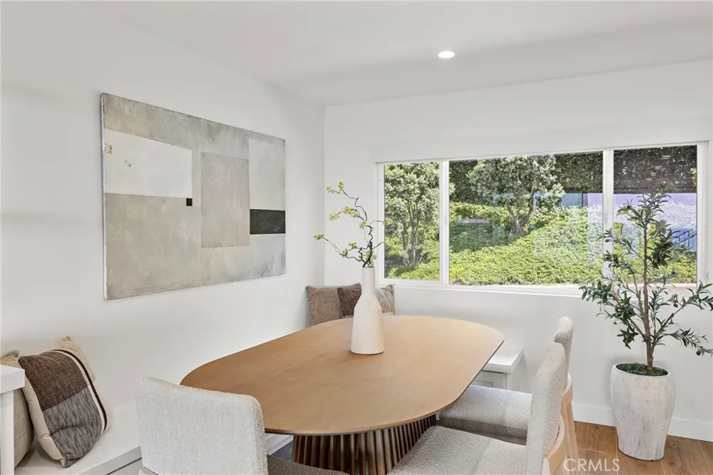 37 Blue Lagoon Laguna Beach, CA 92651