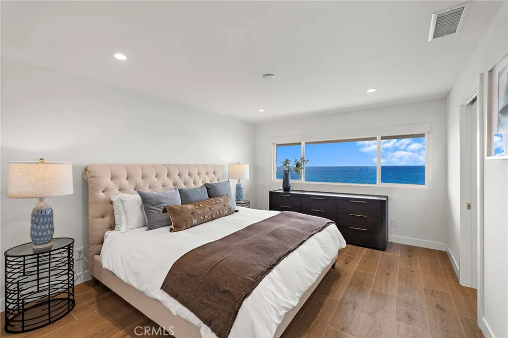 37 Blue Lagoon Laguna Beach, CA 92651