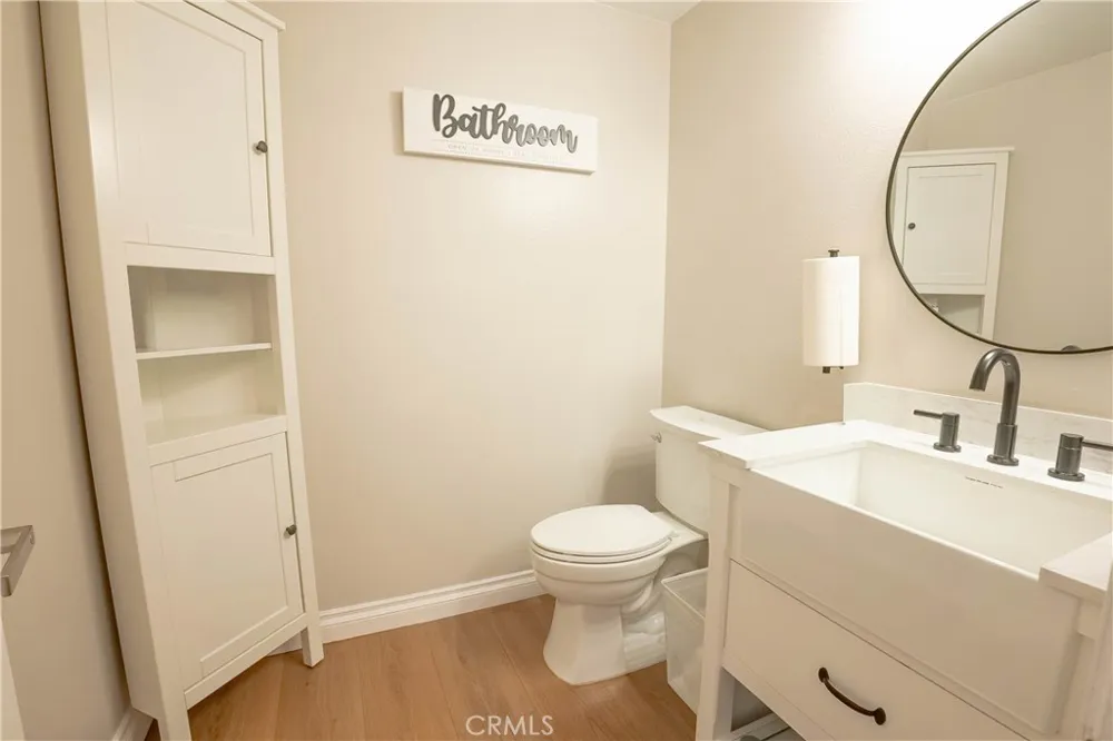 29223 Bernardo Valencia, CA 91354