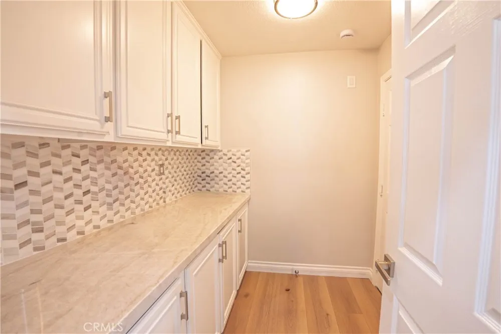 29223 Bernardo Valencia, CA 91354