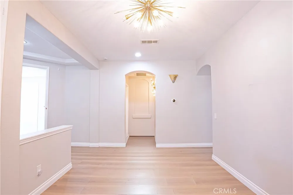 29223 Bernardo Valencia, CA 91354