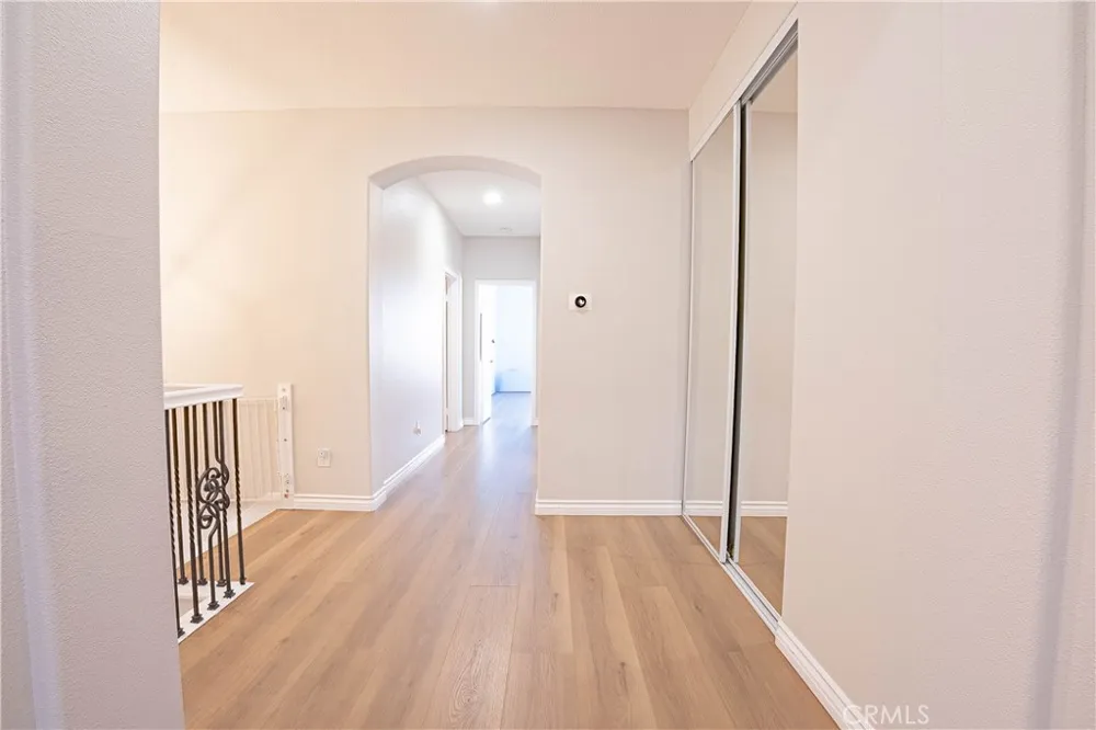 29223 Bernardo Valencia, CA 91354