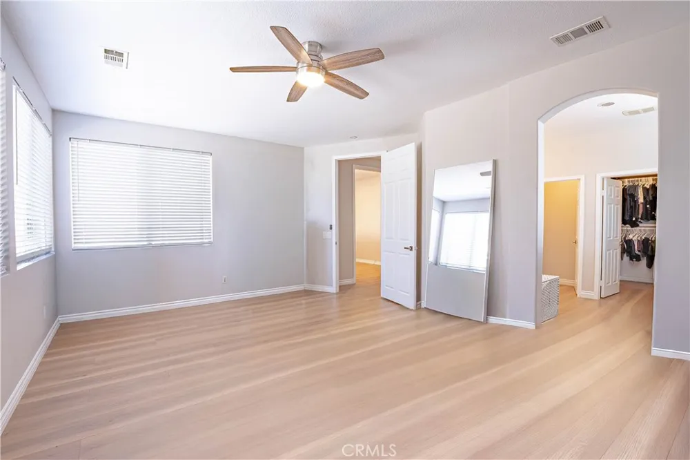 29223 Bernardo Valencia, CA 91354