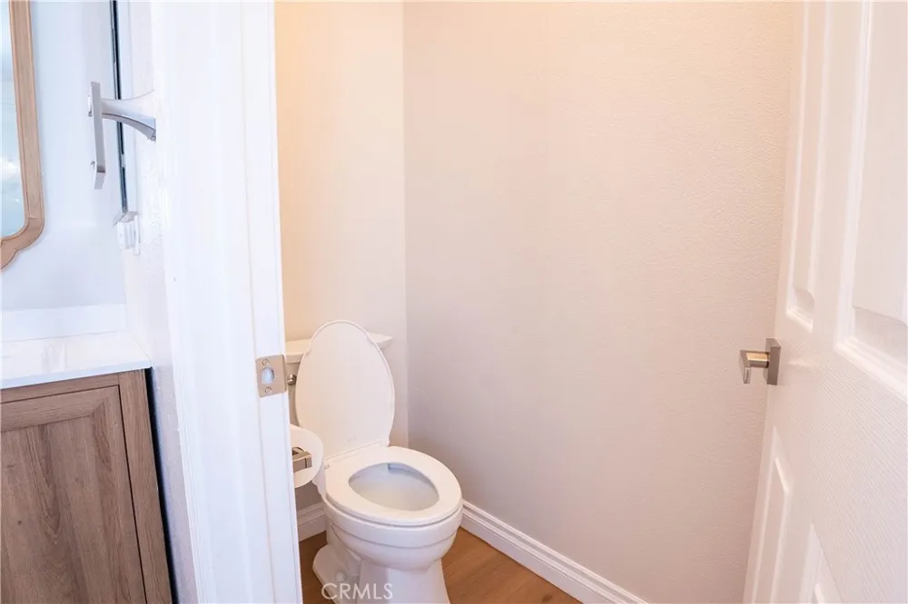 29223 Bernardo Valencia, CA 91354