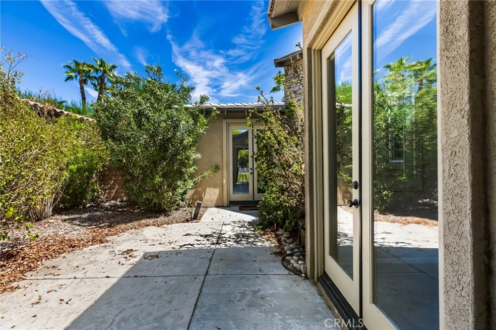 34 Shoreline Drive Rancho Mirage, CA 92270