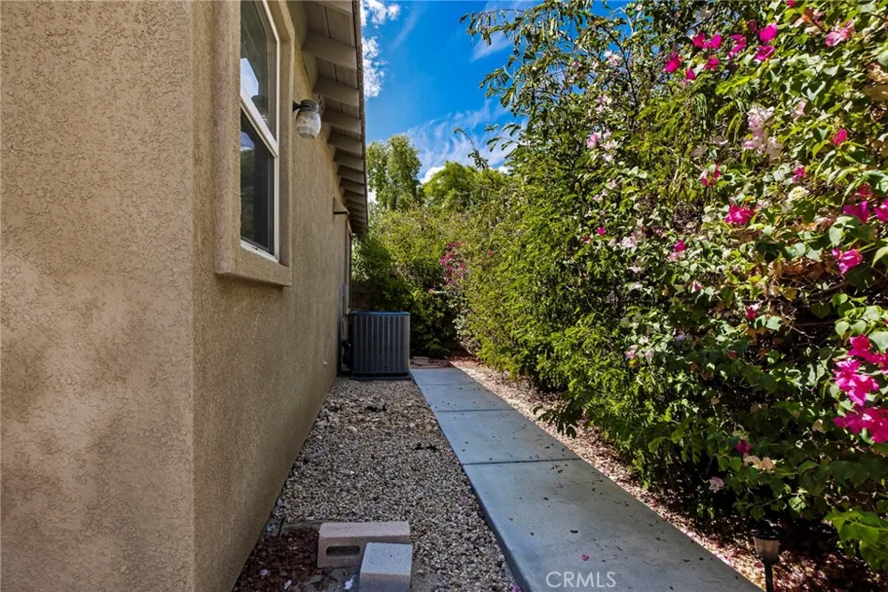 34 Shoreline Drive Rancho Mirage, CA 92270