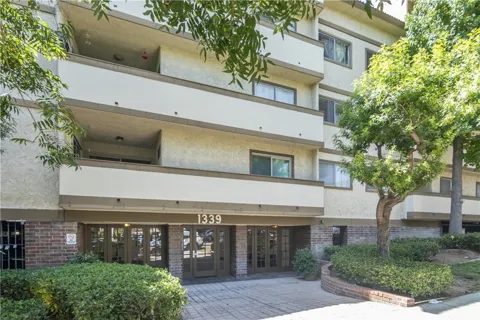 1339 Columbus #106