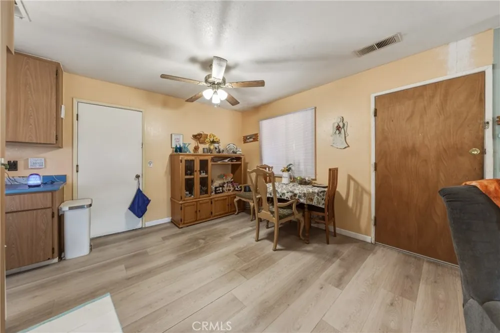 4113 Spruce Clearlake, CA 95422