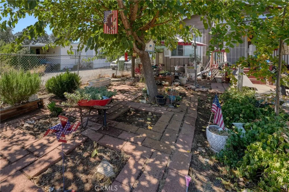 4113 Spruce Clearlake, CA 95422