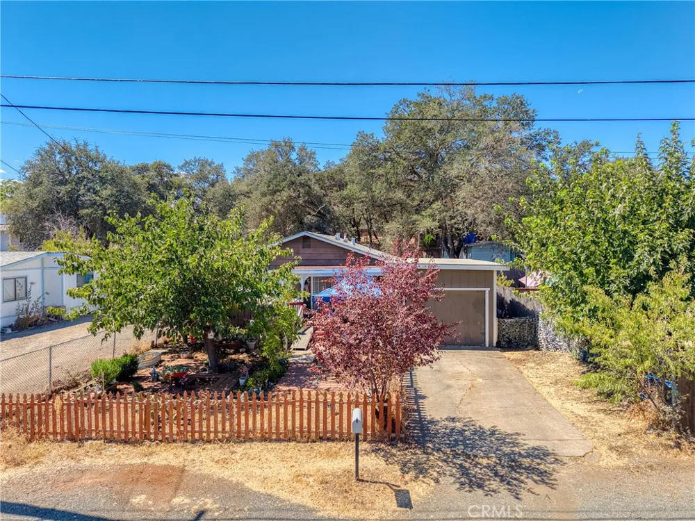 4113 Spruce Clearlake, CA 95422