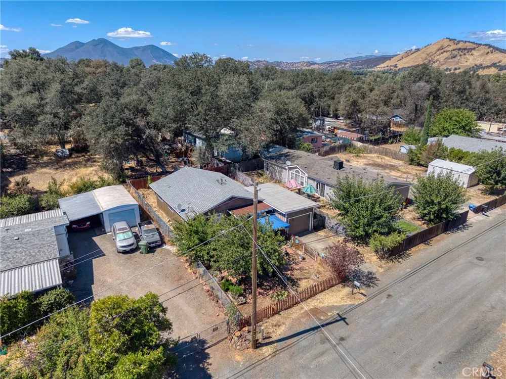 4113 Spruce Clearlake, CA 95422
