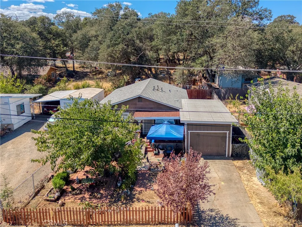 4113 Spruce Clearlake, CA 95422