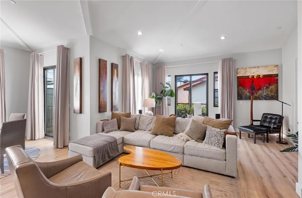 2204 Felton Lane Redondo Beach, CA 90278