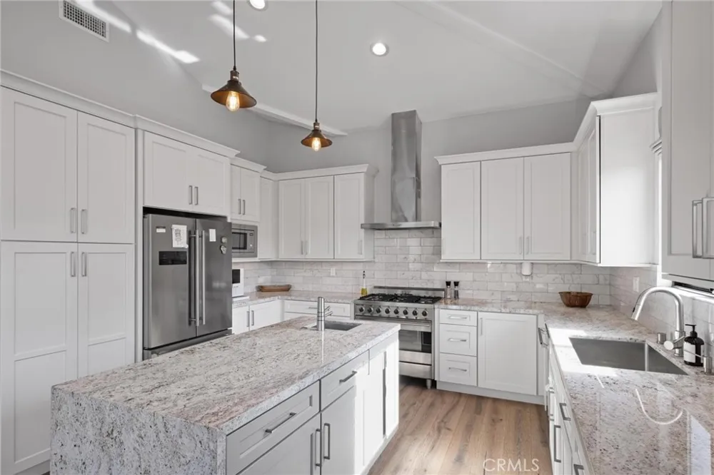 2204 Felton Lane Redondo Beach, CA 90278
