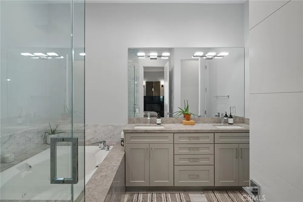2204 Felton Lane Redondo Beach, CA 90278