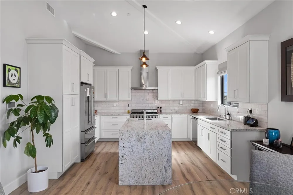 2204 Felton Lane Redondo Beach, CA 90278