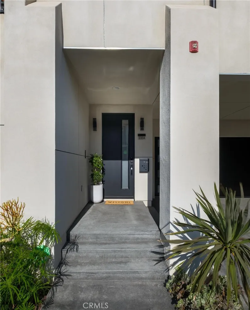 2204 Felton Lane Redondo Beach, CA 90278