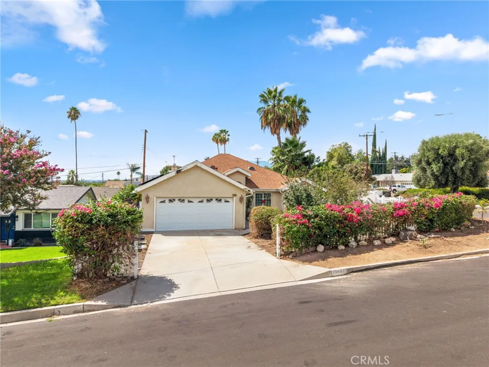 25481 Foothill Drive San Bernardino, CA 92404