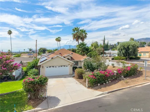 25481 Foothill Drive
