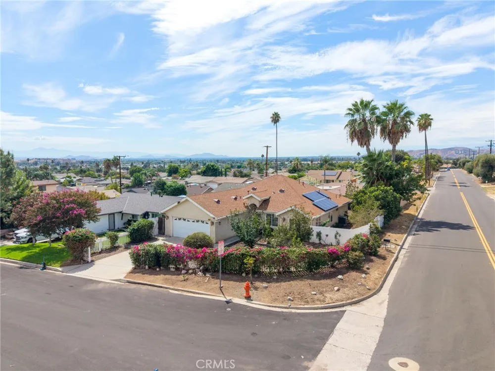 25481 Foothill Drive San Bernardino, CA 92404