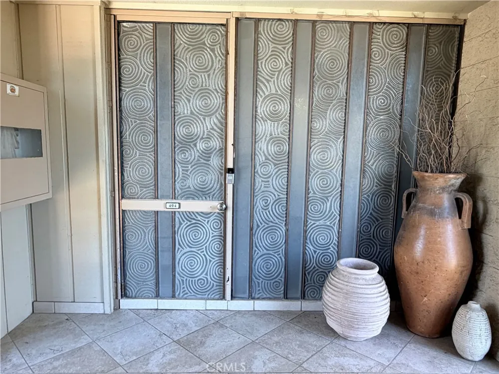 405 Avenida Granada #404 San Clemente, CA 92672