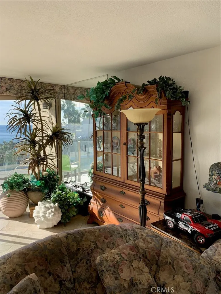 405 Avenida Granada #404 San Clemente, CA 92672