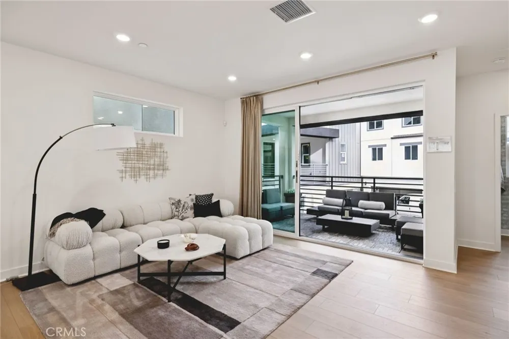 1692 Constellation Drive San Pedro, CA 90732