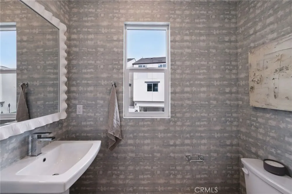 1692 Constellation Drive San Pedro, CA 90732