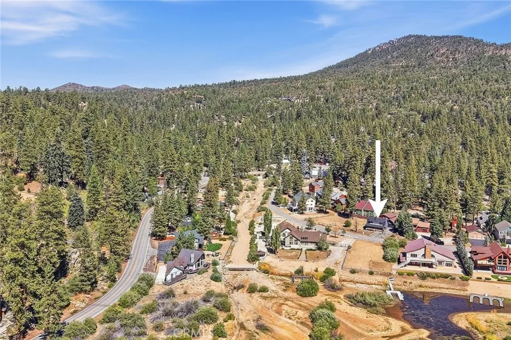 39196 Seminole Drive Fawnskin, CA 92333