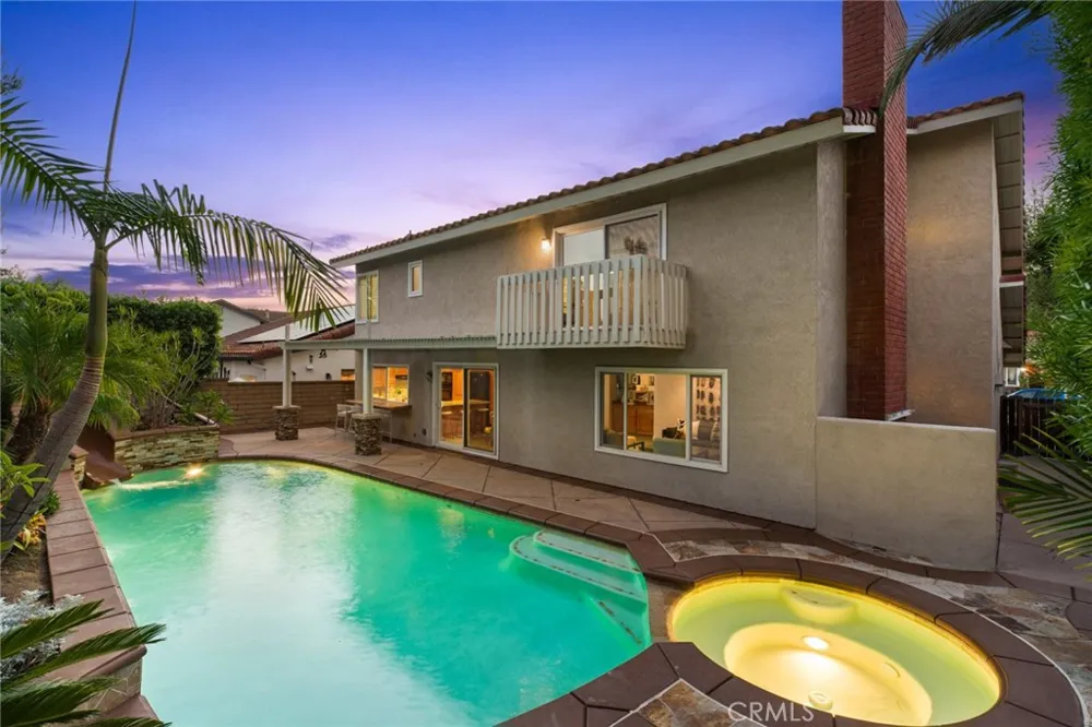 28162 Palmada Mission Viejo, CA 92692