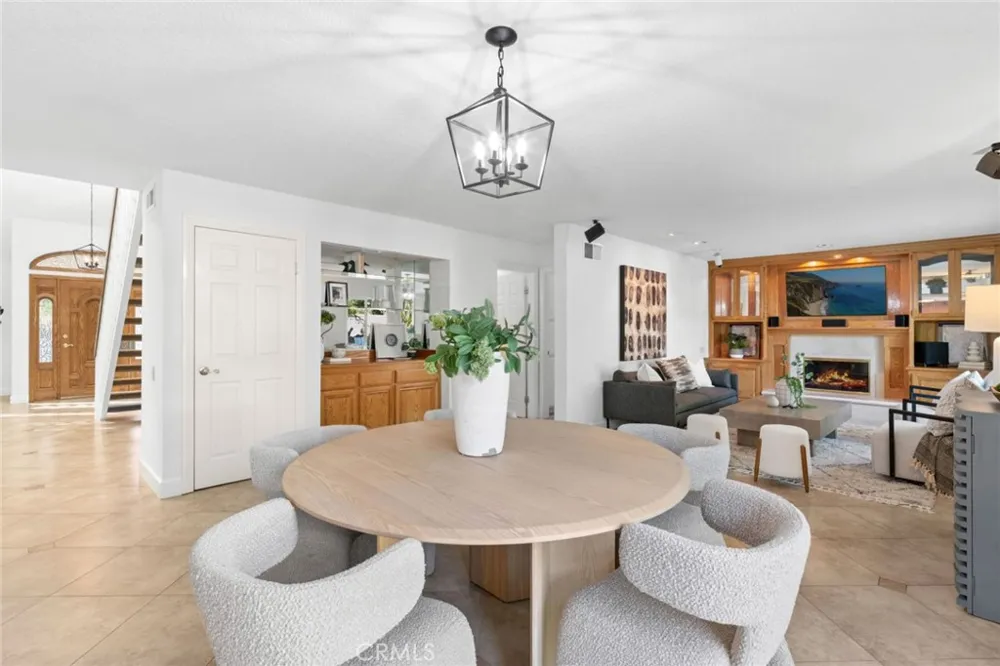 28162 Palmada Mission Viejo, CA 92692