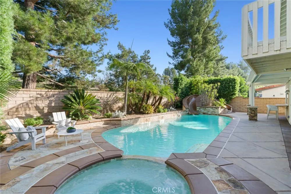28162 Palmada Mission Viejo, CA 92692