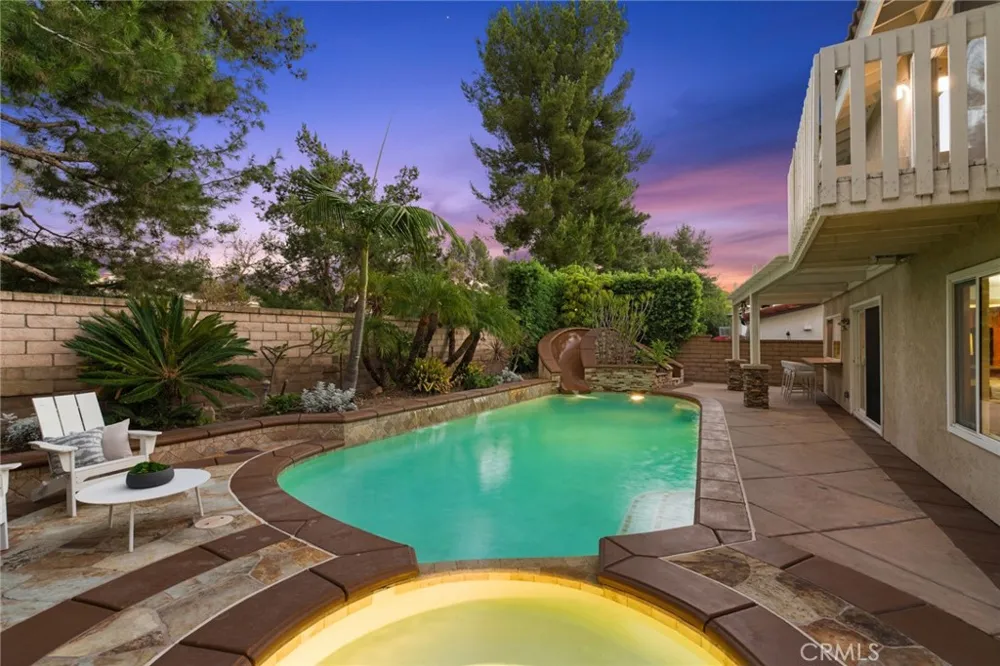 28162 Palmada Mission Viejo, CA 92692