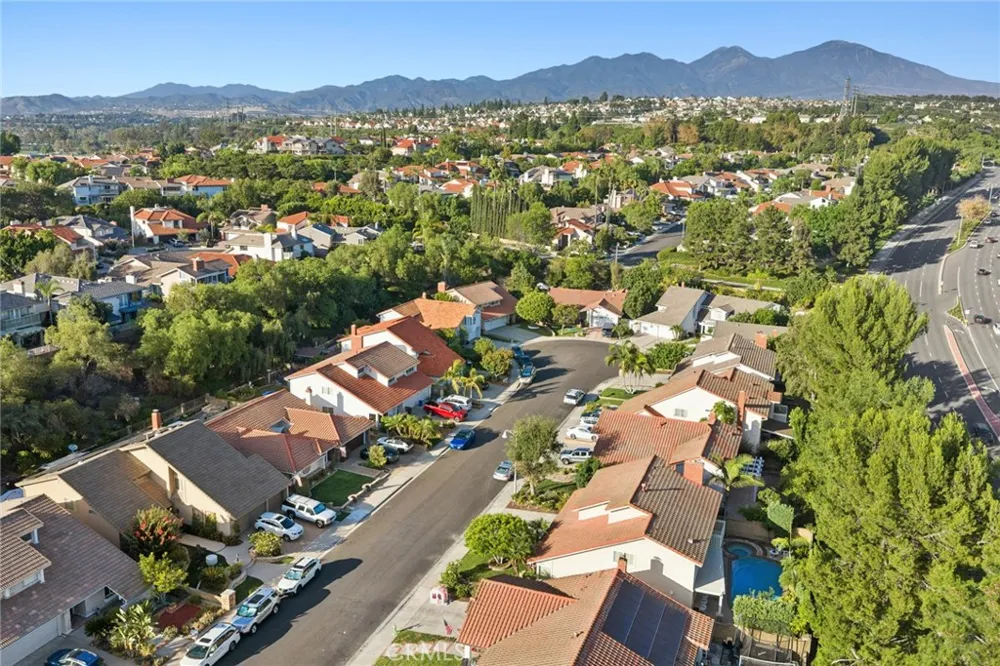 28162 Palmada Mission Viejo, CA 92692