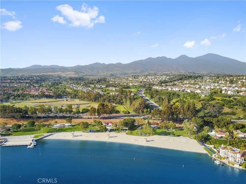 28162 Palmada Mission Viejo, CA 92692
