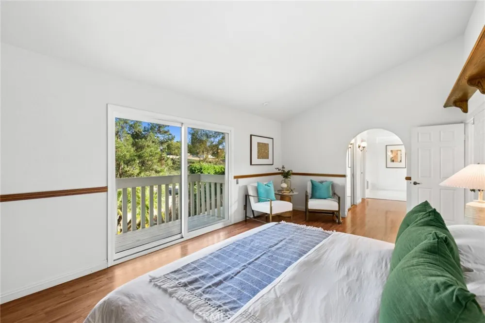 28162 Palmada Mission Viejo, CA 92692