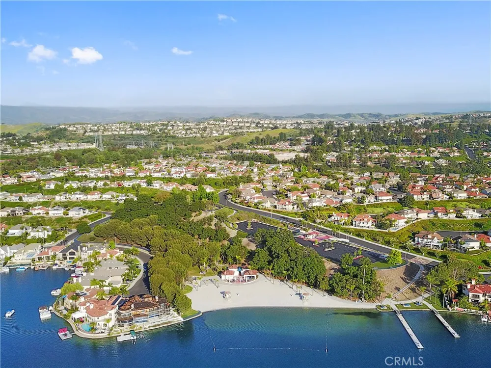 28162 Palmada Mission Viejo, CA 92692