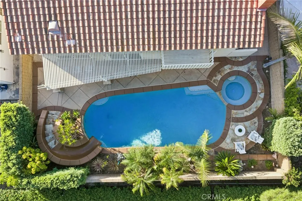 28162 Palmada Mission Viejo, CA 92692