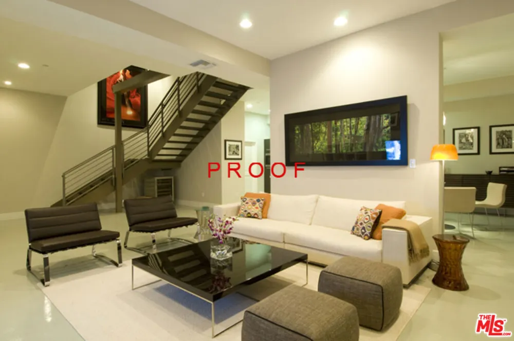2216 Main Street #204 Santa Monica, CA 90405